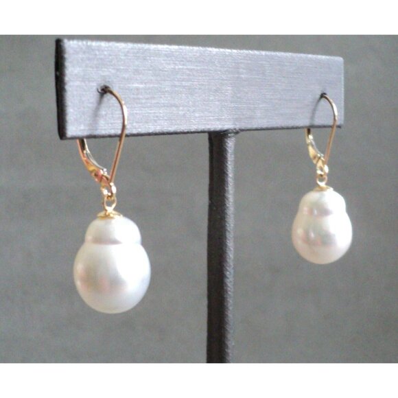 Big Luminous Baroque PEARL EARRINGS 14K Yellow GOLD Lever Back 1.25" Dangle - Picture 3 of 8